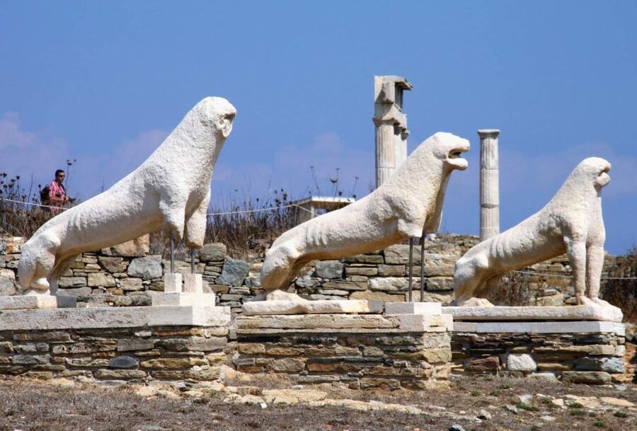 From Mykonos: Ancient Delos Tour - From Mykonos pickup to St. Nikolas Church: how the morning flows