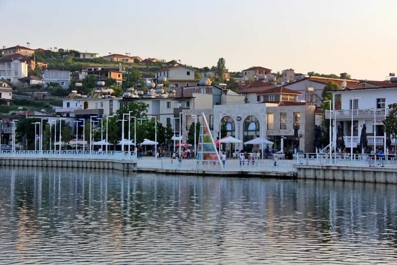 From Tirana: Berat UNESCO Heritage & Belshi Lake Tour - Pickup, van ride timing, and what to bring for comfort