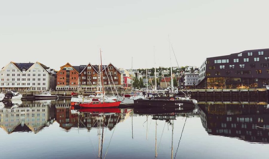 From Tromsø: Tromsø Highlights & History Tour With E-Bike - Skansen Festningsverk and Vervet: viewpoints plus the bigger Arctic narrative