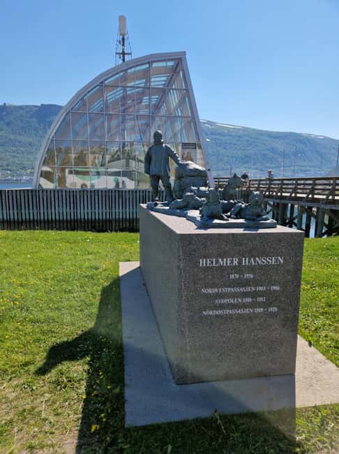 From Tromsø: Tromsø Highlights & History Tour With E-Bike - Bike quality and pacing: comfort you can feel after 3 hours