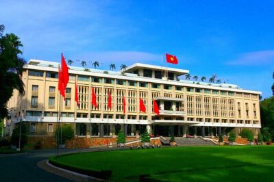Full-Day Ho Chi Minh City Tour with Colonial Heritage & Chinatown - Notre Dame Cathedral and the Central Post Office: French bones in a Vietnamese city