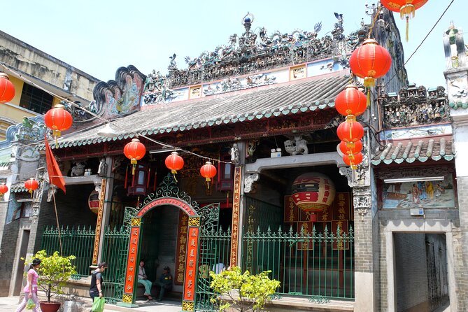 Full-Day Ho Chi Minh City Tour with Colonial Heritage & Chinatown - Lunch at Propaganda Vietnamese Bistro: a break that still feels local