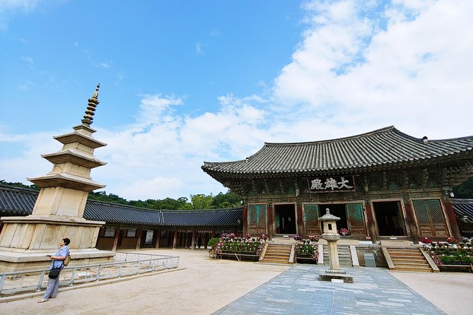 Full day Private Gyeongju UNESCO Heritage Tour : a glimpse into Silla - Daereungwon Tomb Complex: Where Silla Power Takes Shape