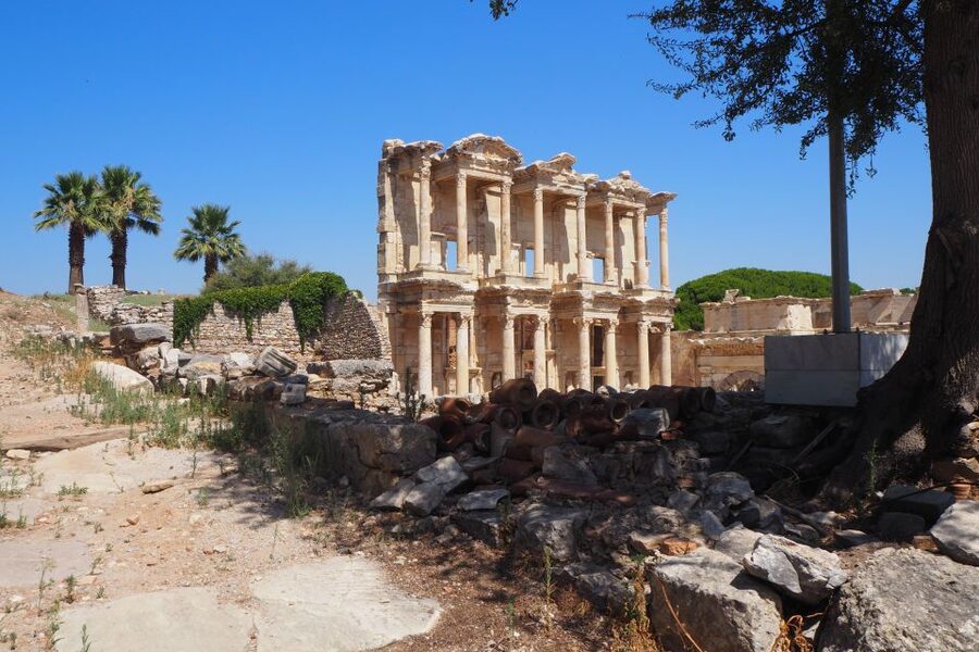 Full-Day Tour of Ancient Ruins in Ephesus from Izmir - Great Theater: the outdoor show that Rome built huge