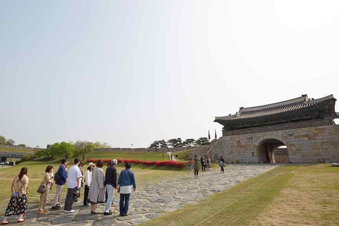 Full-day UNESCO Heritage Tour with Suwon Hwaseong from Seoul - Jongmyo Shrine and Royal Ancestor Worship