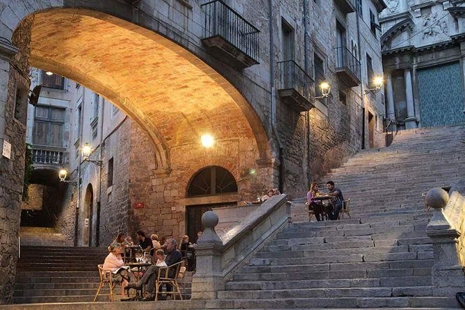 Girona Jewish Heritage small group from Girona - Starting at Plaça de Sant Feliu: how the tour gets you oriented