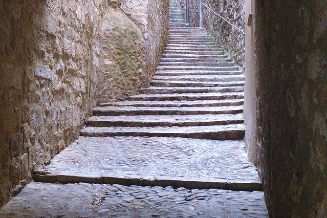 Girona Jewish Heritage small group from Girona - Small-group dynamics in English (and why your guide matters)