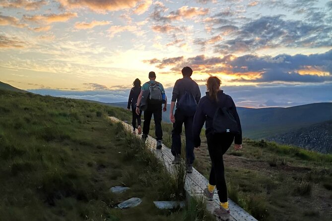 Glendalough Night Hike and History Tour - Wildlife at Golden Hour: What to Watch for