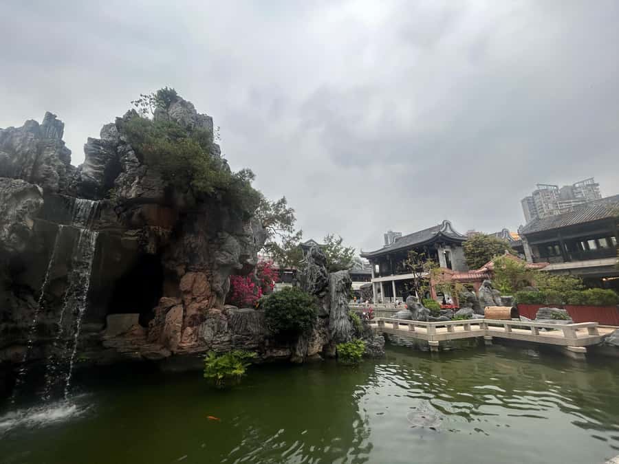 Guangzhou: Walking Tour of Xiguan Ancient Town - Shamian Island on the Pearl River: quiet streets, big-tree calm