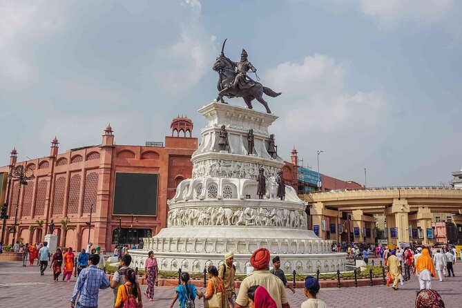 Guided Heritage Walk of Amritsar - Why a guided Heritage Walk makes Amritsar easier to read