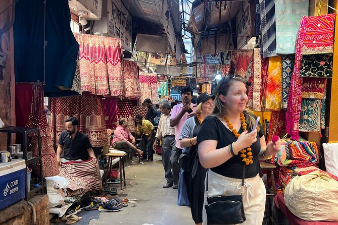 Guided Jaipur Heritage & Food Walk with Shopping - Price and logistics: how this tour makes Jaipur easy