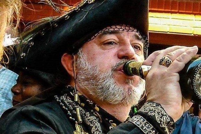 Haunted Drunken History Tour from New Orleans - Why This Drunken History Walk Works in the French Quarter