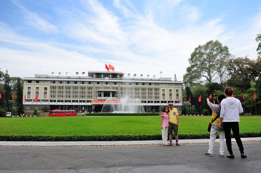 HCMC: English or German War History Tour: Tunnels & Museums - Key highlights worth your attention