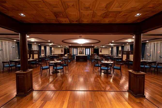 Heritage Binh Chuan 2 Days 1 Night discovery in Lan Ha Bay - Staff and onboard management: you’re cared for