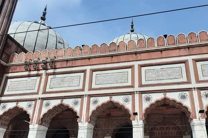 Heritage Day Tour of Old and New Delhi - Kartavya Path and India Gate: the modern Delhi walk with political meaning