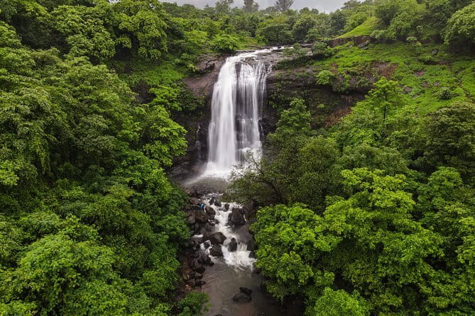 Hill-station & Heritage: Lonavala & Karla Caves Tour from Mumbai - Ekvira Devi Temple: pilgrimage in the hills (and that step climb)