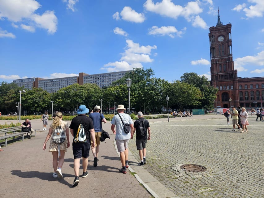 Historic Berlin Pubs & History Tour - Meeting Near St Mary’s and Getting Your Bearings