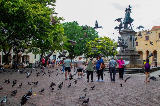 Historical Tour of Santo Domingo and 3 eyes Caves with Lunch - Pickup, vehicle comfort, and the pacing reality