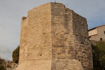 Historical Walking Tour of Ancient Arles with an APP - Where You Start and Finish in Arles (So You Don’t Lose Time)