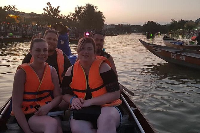 Hoi An Ancient City -Sampan Boat Ride- Night Market- Lanterns - Hoai River sampan ride: calm views, but expect structure