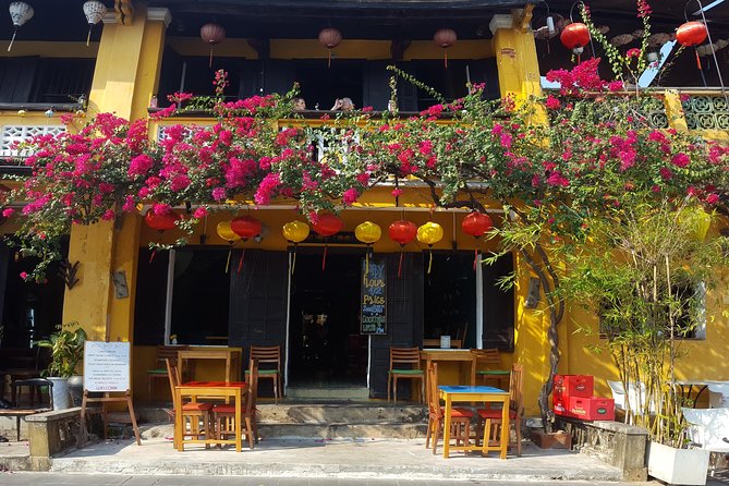 Hoi An Ancient Town And Countryside Tour Full Day - Guides: what you can expect from the human side