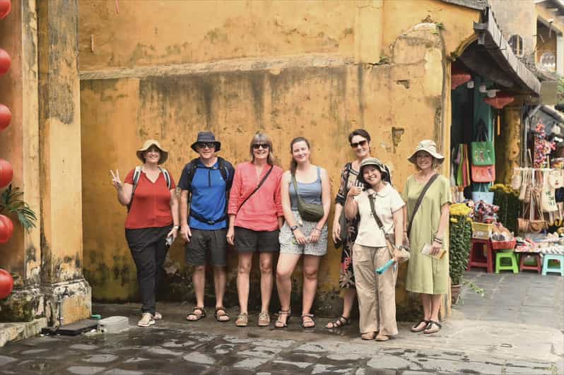 Hoi An: Ancient Town Guided Walking Tour - Japanese Covered Bridge Pagoda: the photo you take, plus the meaning