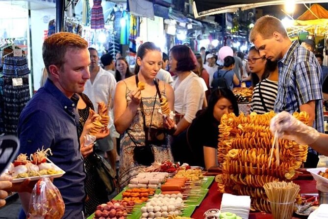 Hoi An Ancient Town - Night Market Street Food Tours By Night - Why the Guide Matters More Than You Think