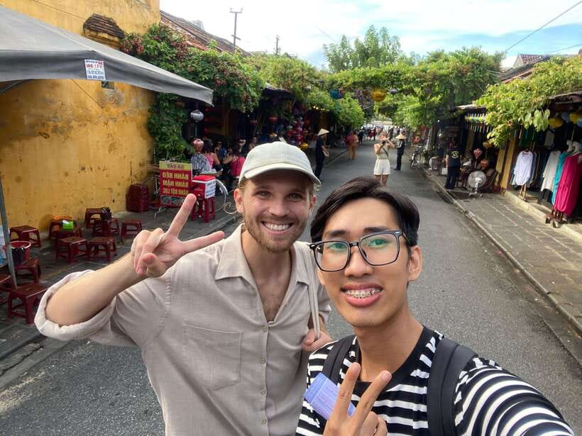 Hoi An Ancient Town - Walking Tour with Local Guide - Where You Meet and How the Tour Starts Smoothly