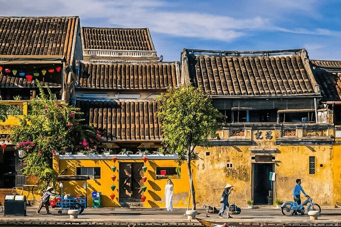 Hoi an Coconut Boat & Hoi an Ancient Town(Option Marble Mountain) - Which Guides You Might Get, and Why That Matters