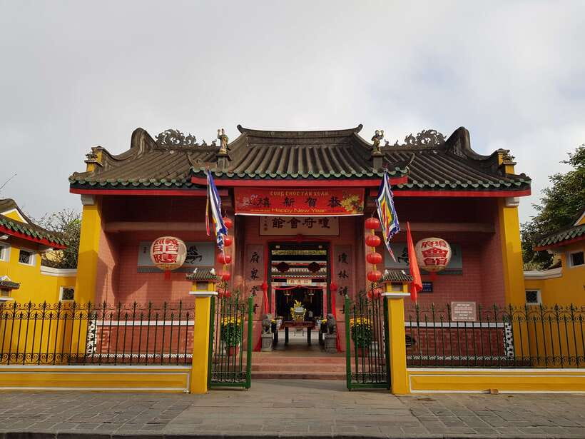 Hoi An: Half-Day Heritage Walking Tour - Street food moment: a quick taste stop, not a full meal