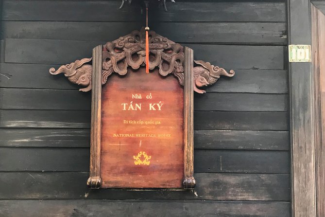 Hoi An: My Son Sanctuary And Hoi An Heritage Full-day Tour - Lunch in Hoi An: fuel for the walking portion