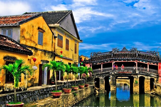 Hoi An Night Market - Ancient Town street food tours by Night - Ancient Town After Dark + Market Walking (Where the Best Clues Live)