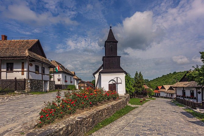 HOLLÓKŐ UNESCO World Heritage site + Eger Castle Private guided tour - A Private Day Trip Out of Budapest: What the Timing Really Means