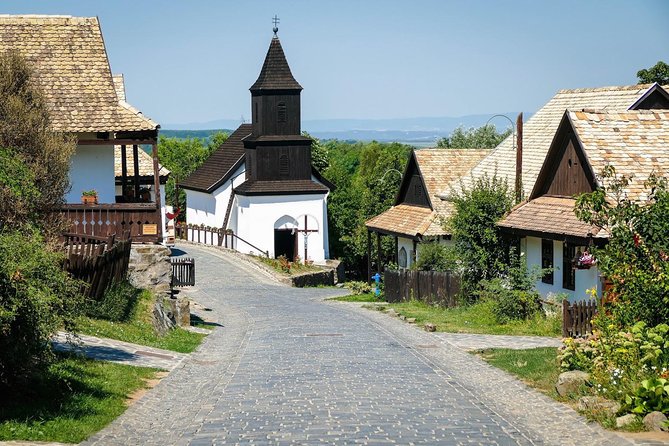HOLLÓKŐ UNESCO World Heritage site + Eger Castle Private guided tour - Eger Town Time and Bull’s Blood Wine Shopping