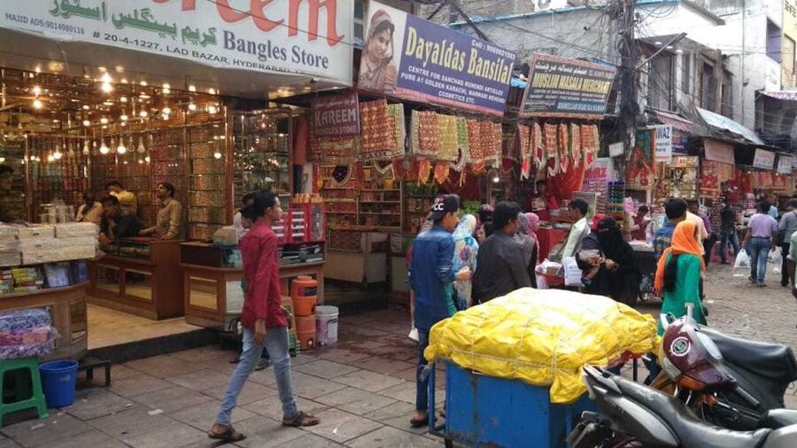 Hyderabad: Heritage Walking Tour of Old City and Charminar - Mecca Masjid: one of India’s biggest mosques, with foundations you can picture