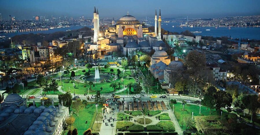 Istanbul: Full-Day Heritage Tour - Blue Mosque, tiles, and the courtyard effect