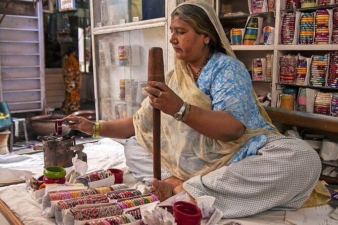 Jaipur Heritage and Old Market Shopping Tour - What you’re really paying for at around $16