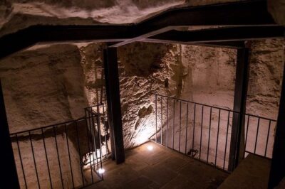 Jewish Museum and Ancient Jewish District - Private guided tour - Jewish Museum Lecce: What makes the museum stop work