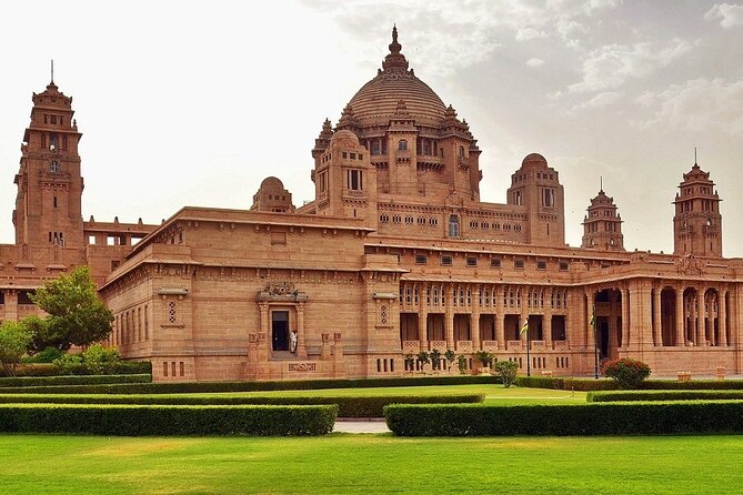 Jodhpur Half Day Heritage Tour - Stop 1: Jaswant Thada Marble Cenotaph and Quiet Scale