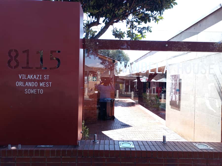Johannesburg: Soweto History Tour with Hotel Pickup - Hotel Pickup, Security Checks, and Getting Started on Time