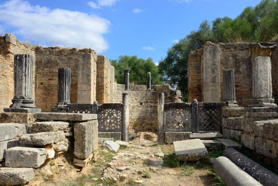 Katakolo: Ancient Olympia and Kourouta Beach Guided Tour - Price and Value: What $135 Really Covers