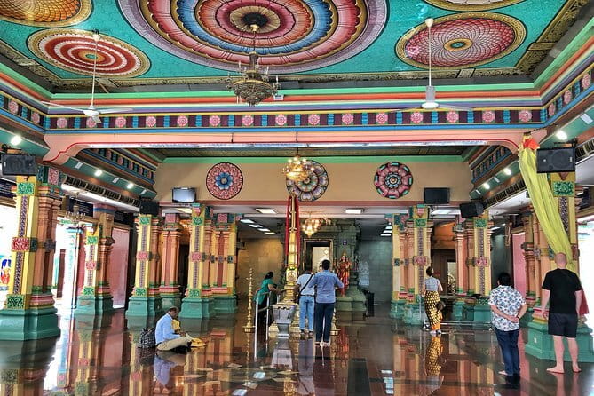 KL Cultural & Heritage Day Tour (SIC - Join In Tour) - Central Market + Local Neighborhood Time: Where Your Learning Gets Tied Down