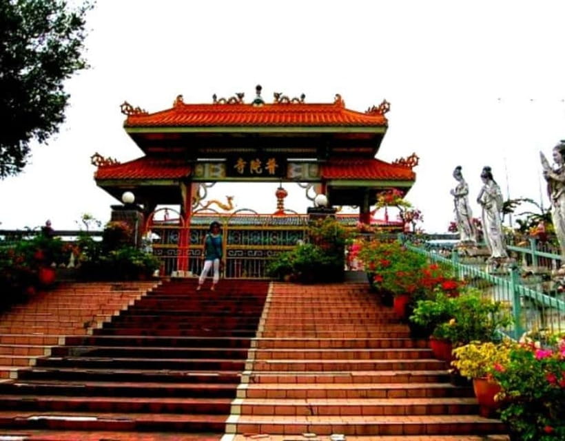 Kota Kinabalu City Tour: Culture & Heritage tour with Lunch - Gaya Street and Australia Lane: street culture, quick shopping energy, and photo breaks