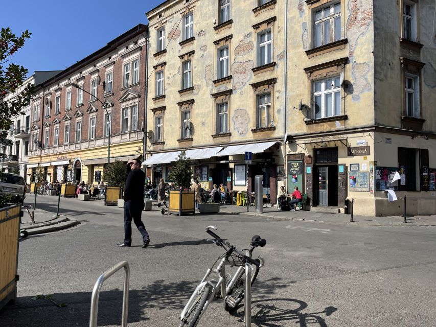 Krakow: Kazimierz District Jewish Heritage Tour - Why Kazimierz hits harder than a typical city walk