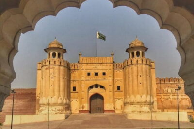 Lahore Heritage in a Day - Delhi Gate to Shahi Hammam: Mughal leisure beside everyday streets