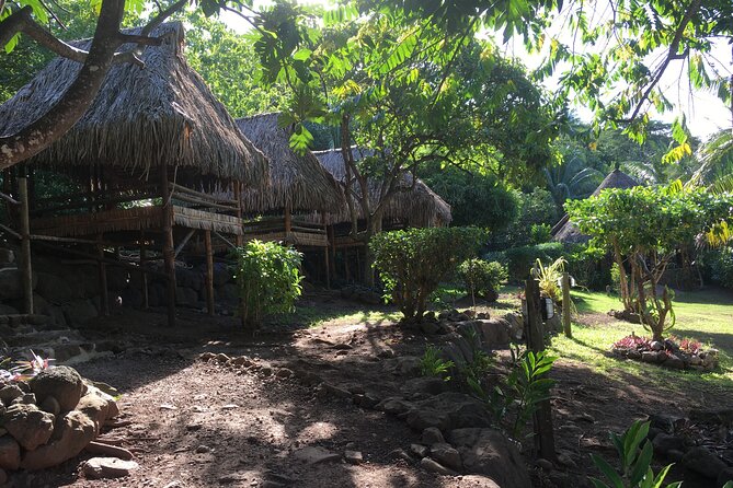 Land and Sea cultural tour to discover traditions, heritage and the lagoon - Walking Through the Park: Green Time That Breaks Up the Boat Ride