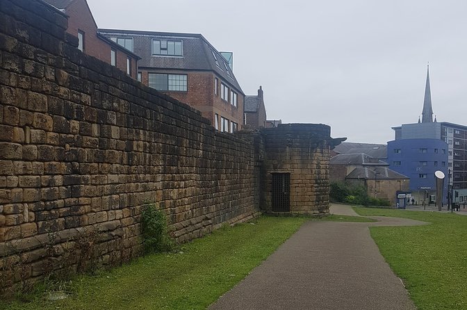 Lightfoot Tours: Historical Tour - Stop 4: Grey’s Monument and what’s under the story