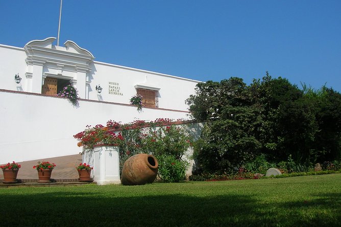 Lima´s Vibrant Heritage & Larco Museum of Cultures Half Day Tour - Stop 2: Lima Cathedral by the Plaza Mayor—Art With a Story