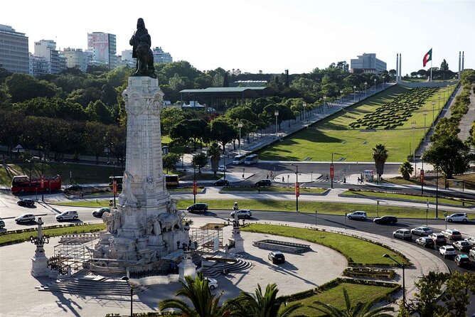 Lisbon at your own pace- Private Guided Historical Tour in Lisbon - Cristo Rei and Basilica da Estrela: viewpoints with a local feel