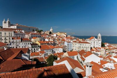 Lisbon Jewish Heritage and History - Private Tour Van - Who leads the tour (and how it shows)